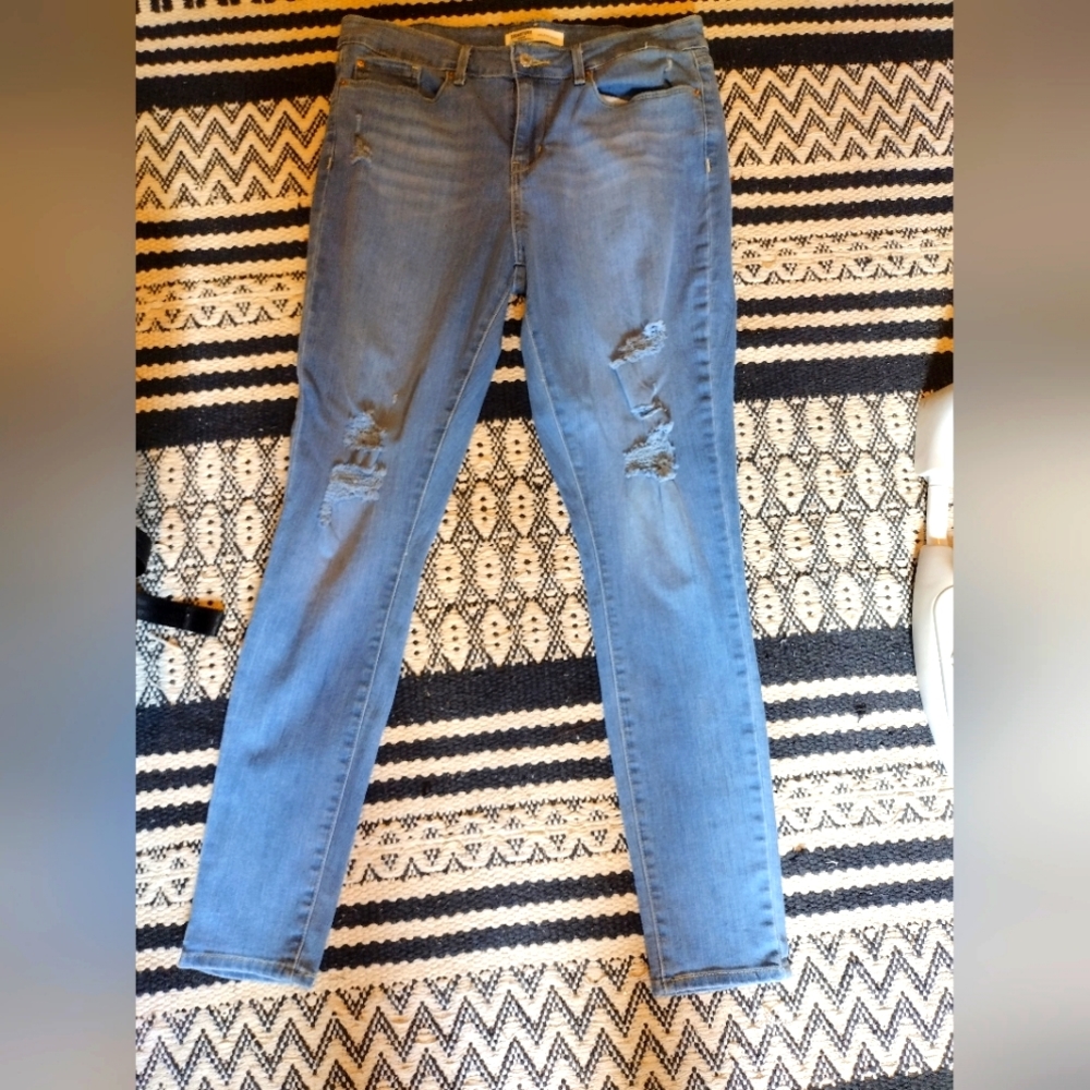 Size 12 Levi's Skinny jeans